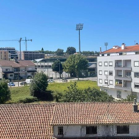 Apartamento Amplo E Moderno - Perto Do Estadio Futebol ตอนเดลา ภายนอก รูปภาพ